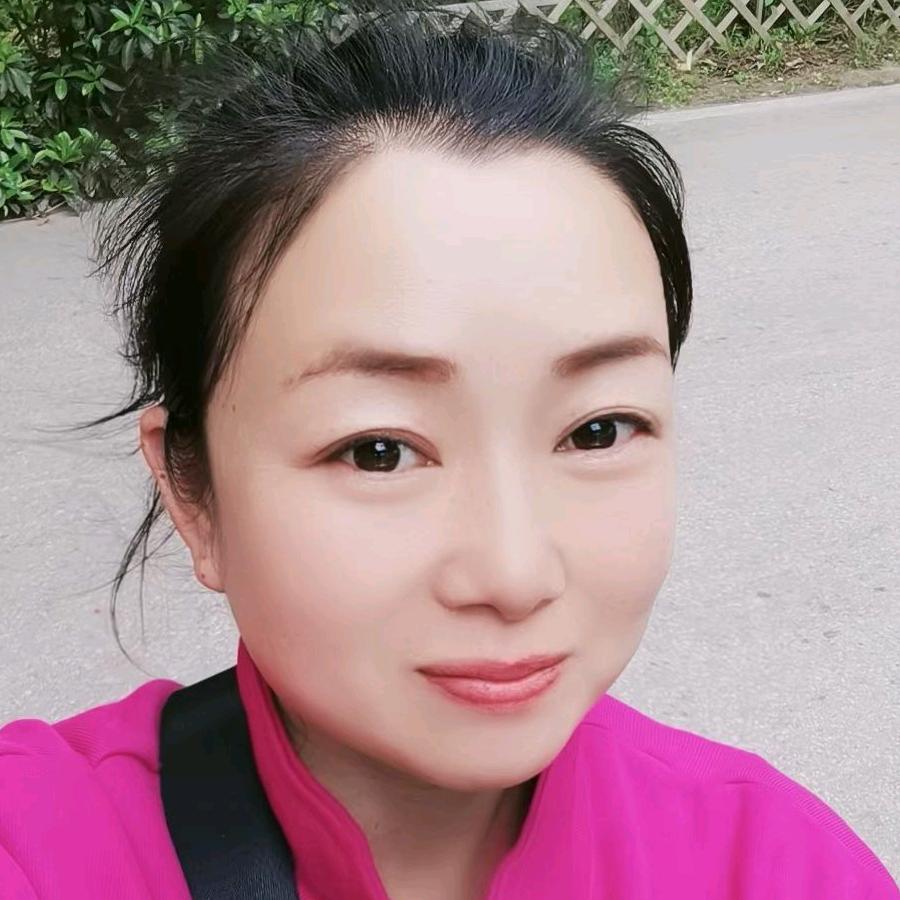 华伟女装2店