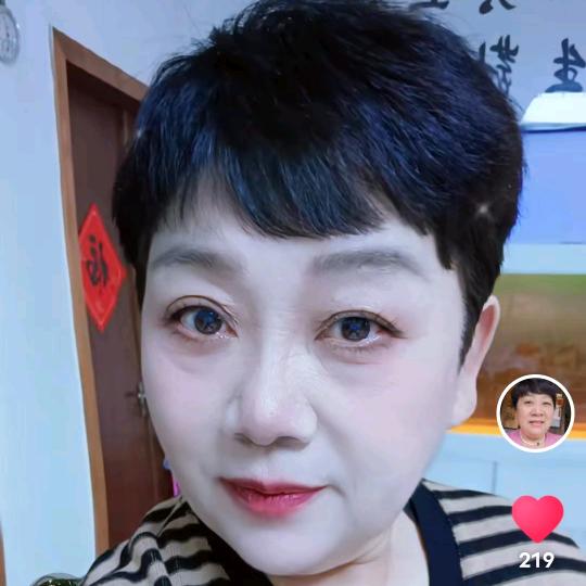 妍妍奶奶