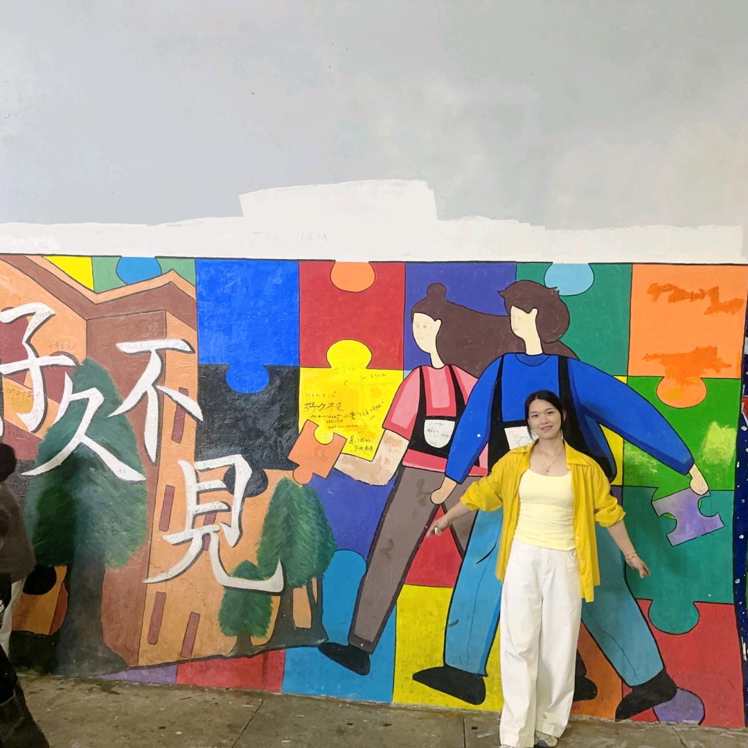 开宇光电批发中心~朱朱