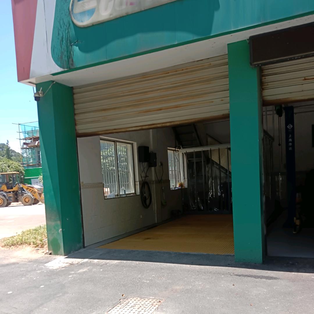 周星辰汽修美容服务