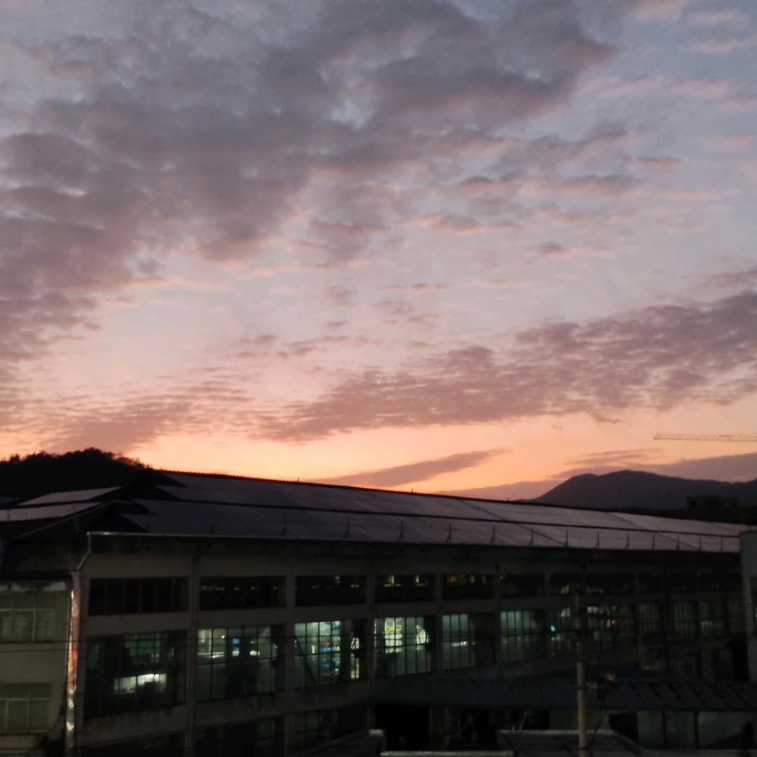 小灵宝里面装的不是灵宝，而是你的宝。😘