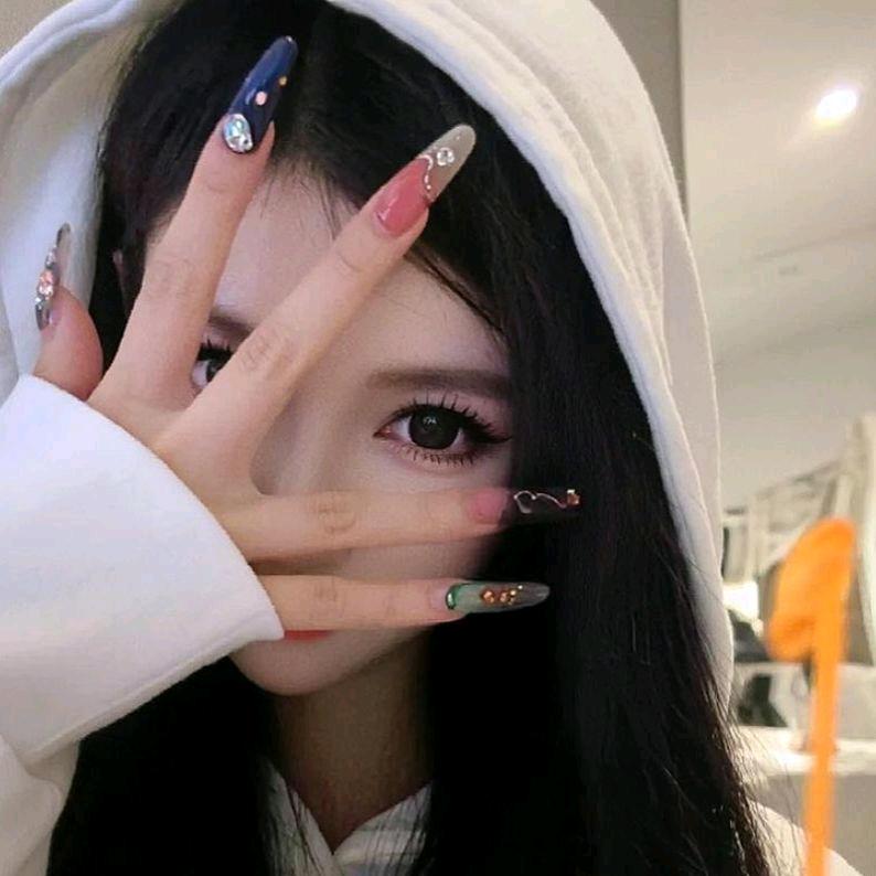 @᭄ℯ⃝謀財ღ᭄