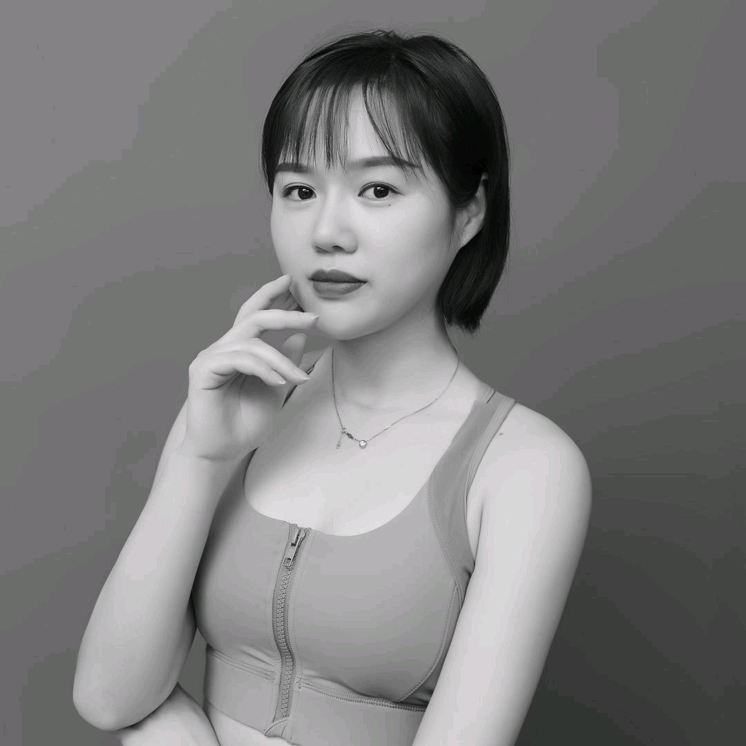 瑜伽老师甜甜