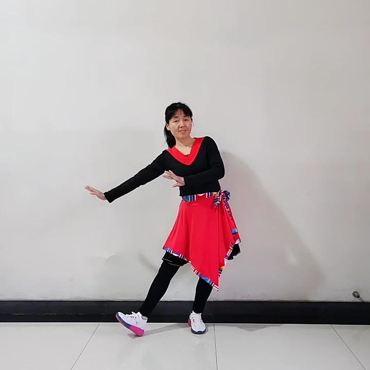 洁姐小号（穿搭在橱窗）