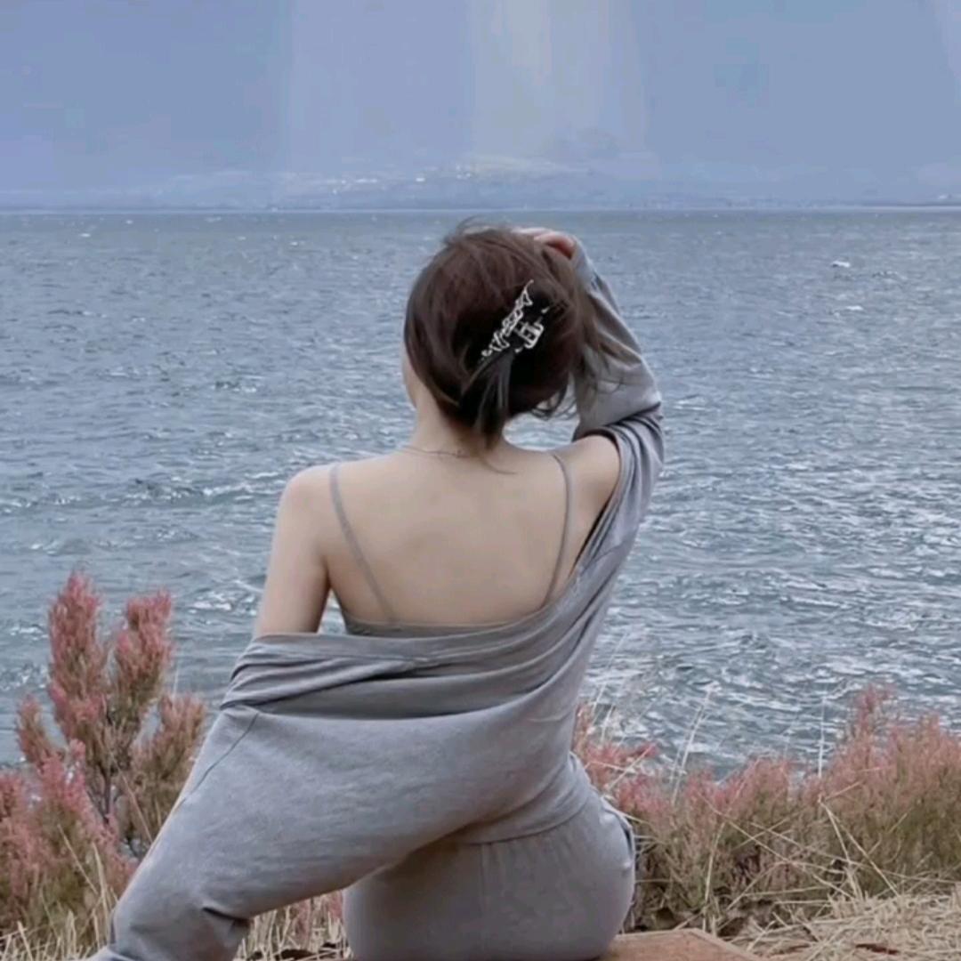 ℒøṽℯ浅笑安然ꦿ໌້࿐໌້ᮨ