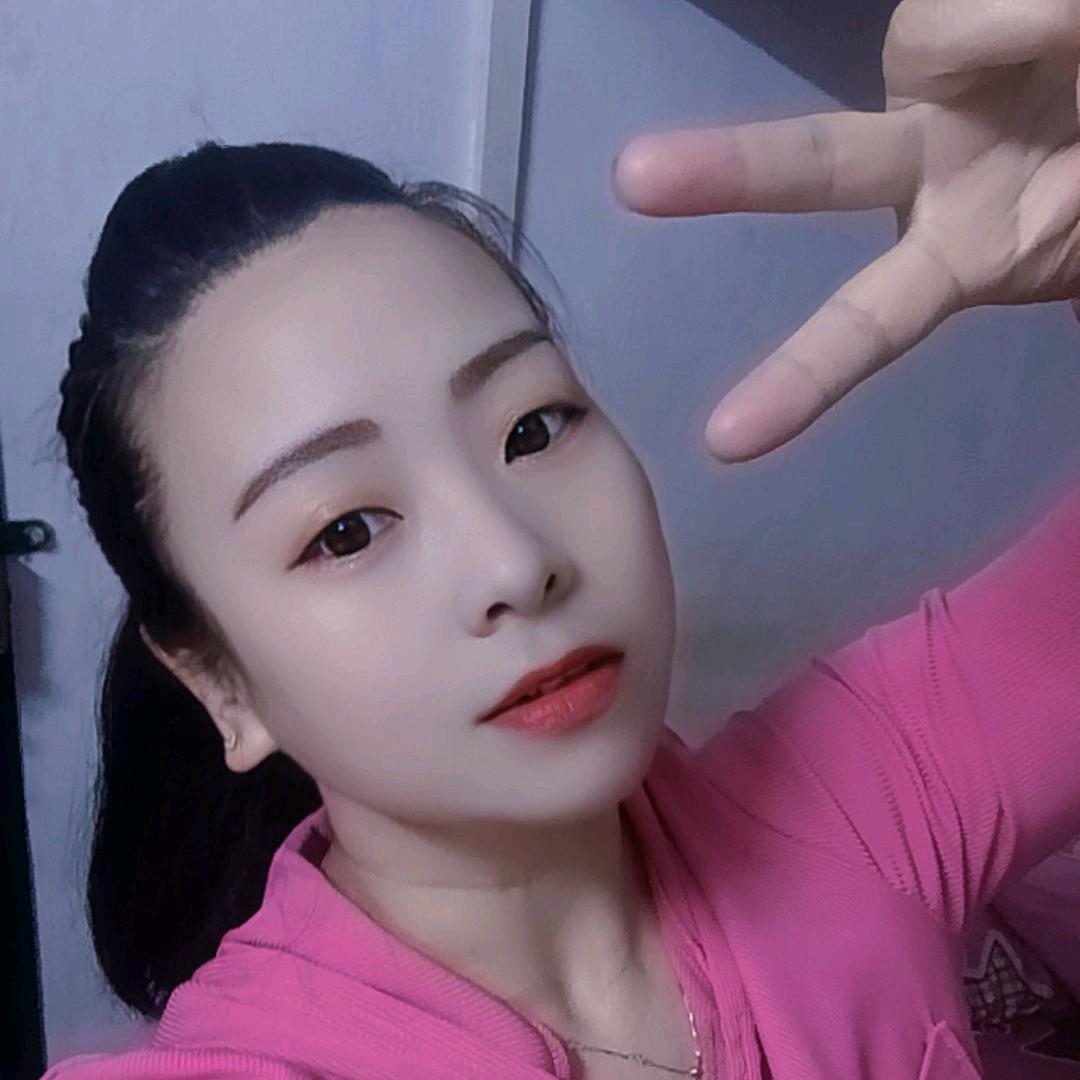 英子