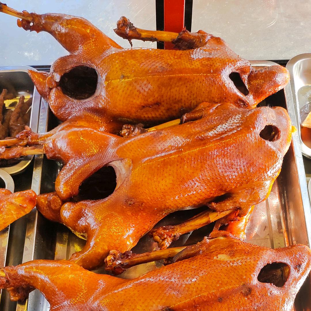 大碗卤菜-四川麻辣鹅