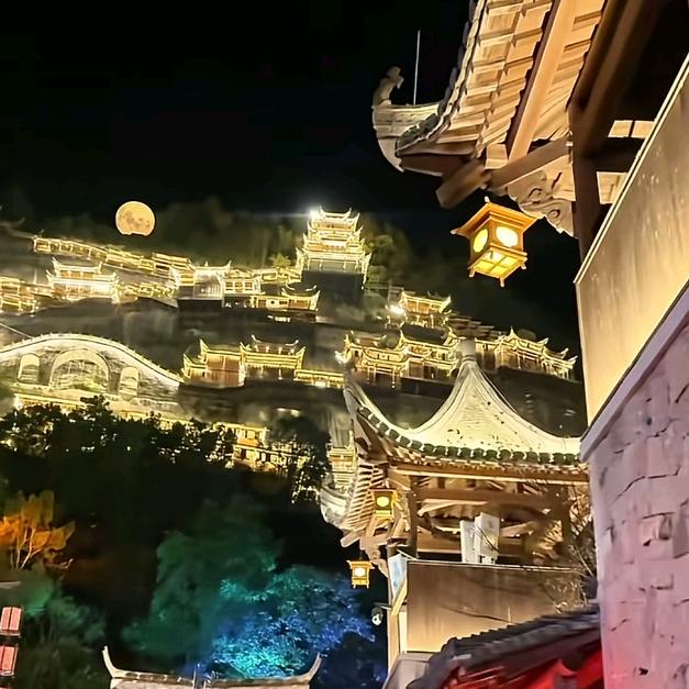 专业灯具安装刘