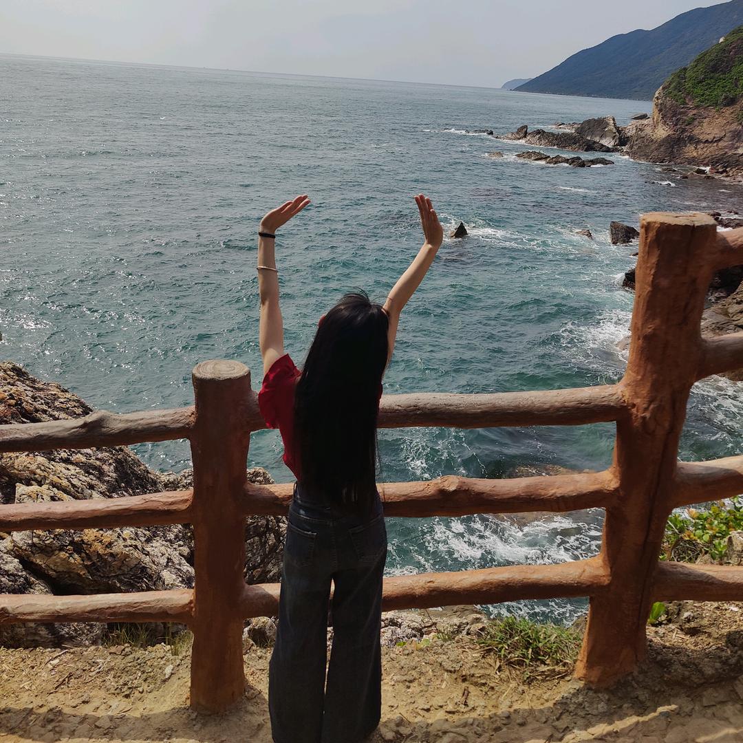 - ̗̀   榴莲  💨