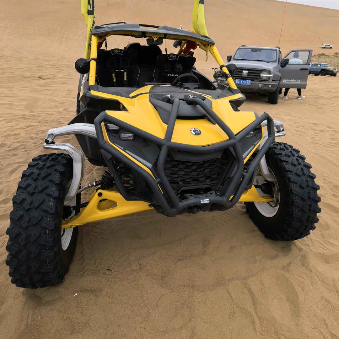 王勤（江苏江阴有色化纤）