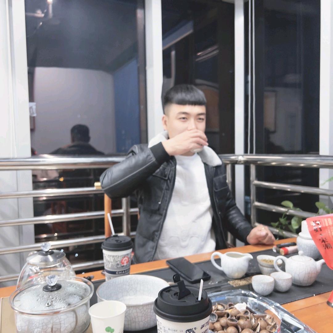 偶尔平凡