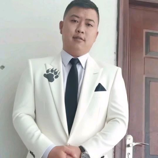 熊心(┯_┯)巨蟹