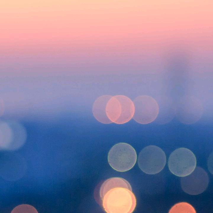 汣月