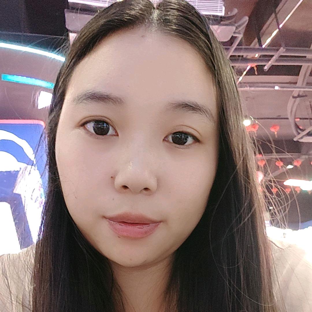 是👩🏻