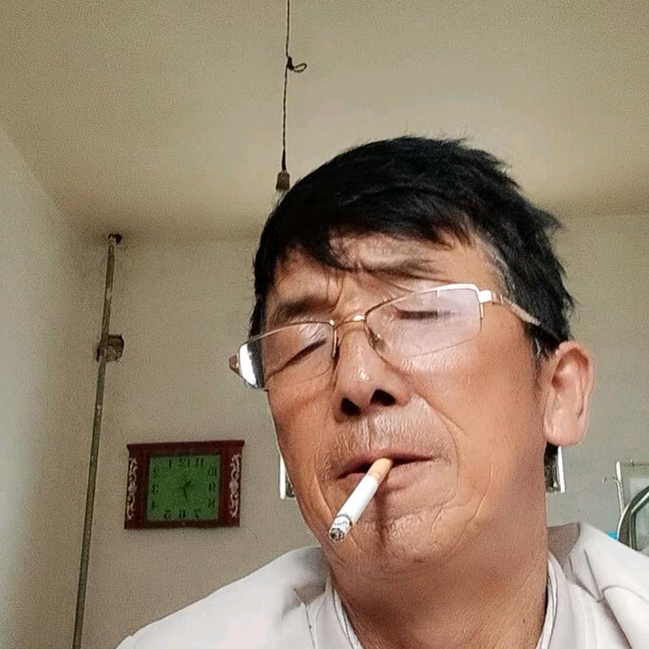 李旭东