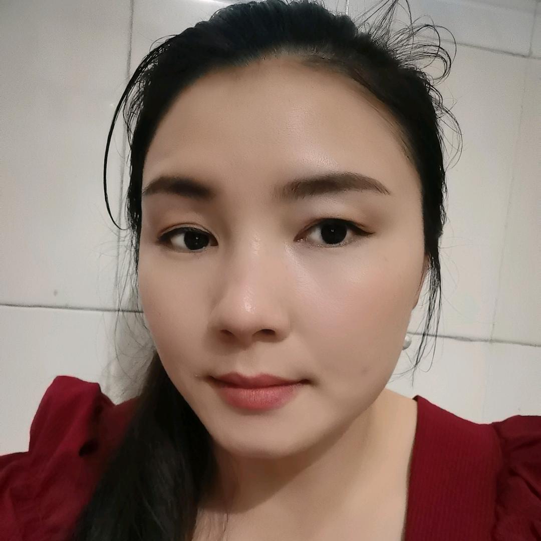 🌸兰兰“阿赢肉霸烤猪蹄烤猪头骨”