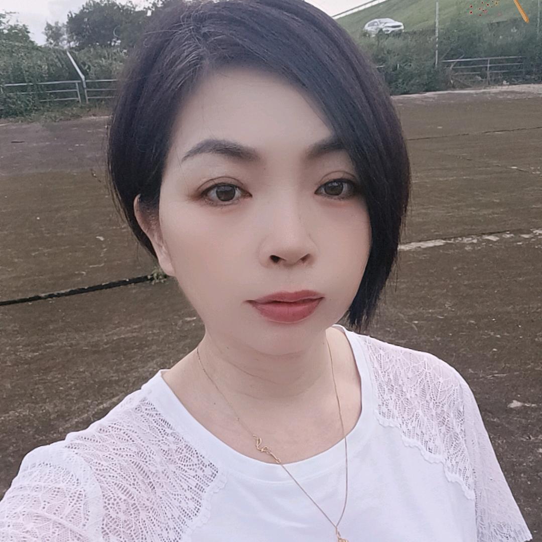 向阳穿搭