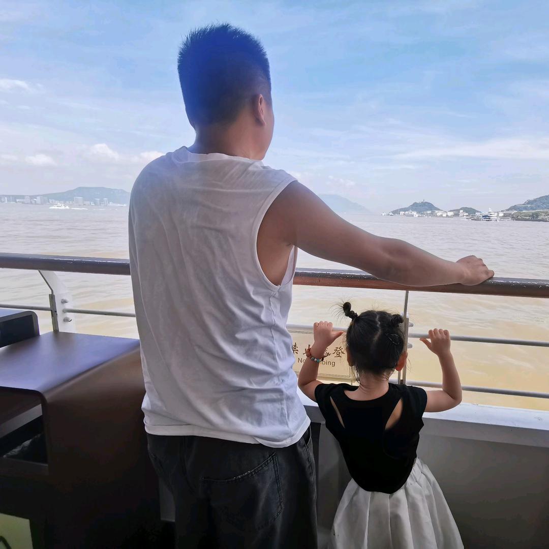 🌈老许不要老婆(草鸡蛋蛋糕)