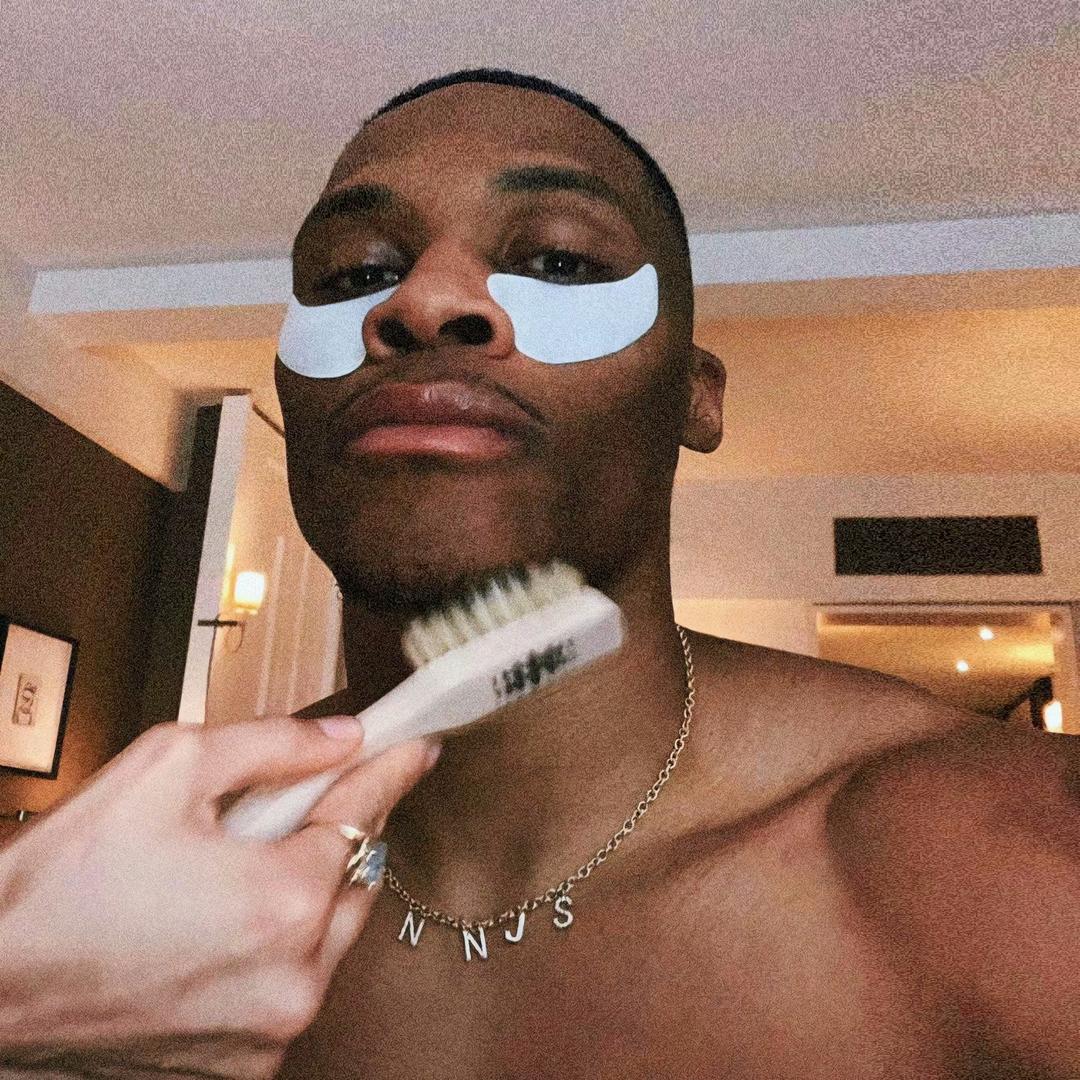 Russell and Zero