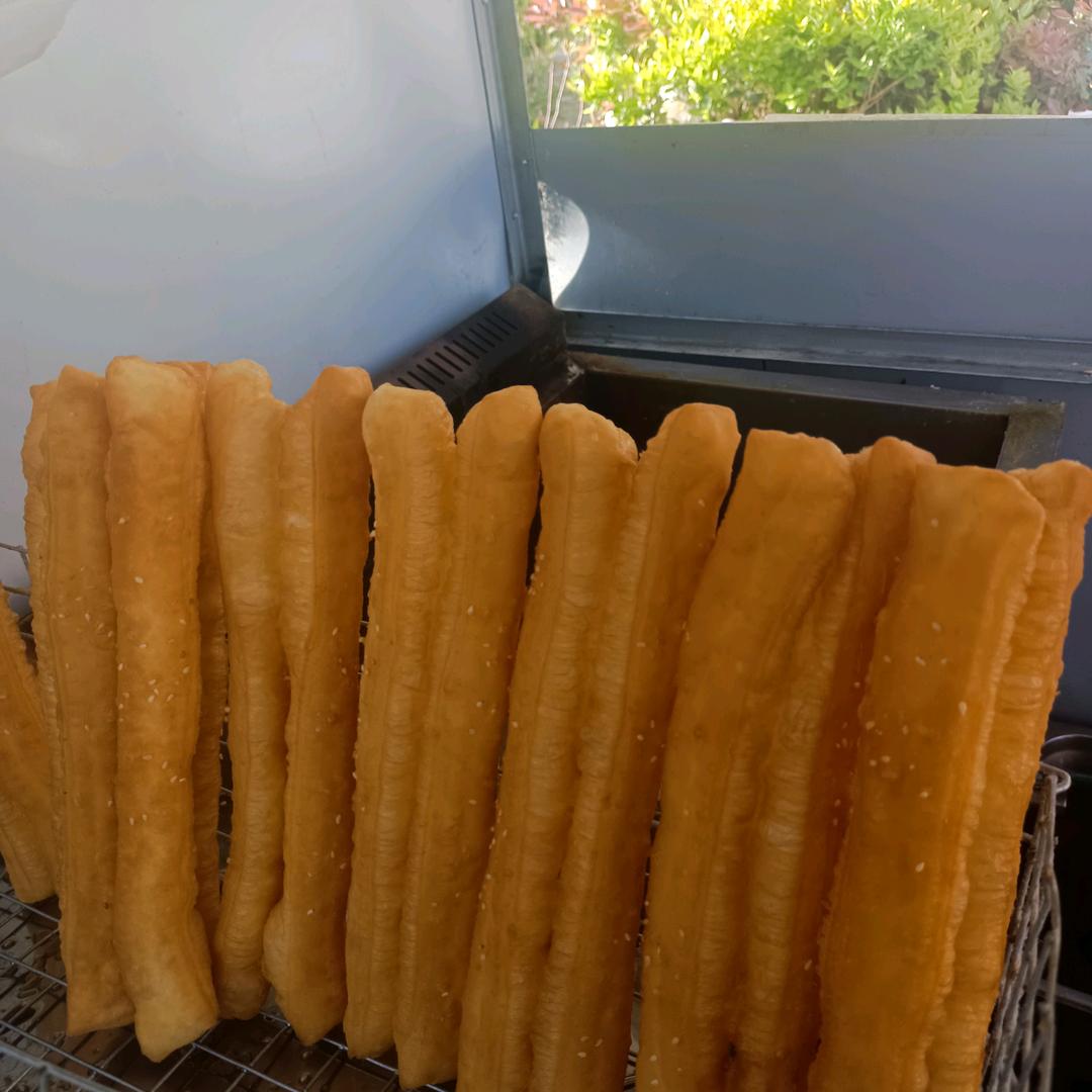 香酥大油条  滕