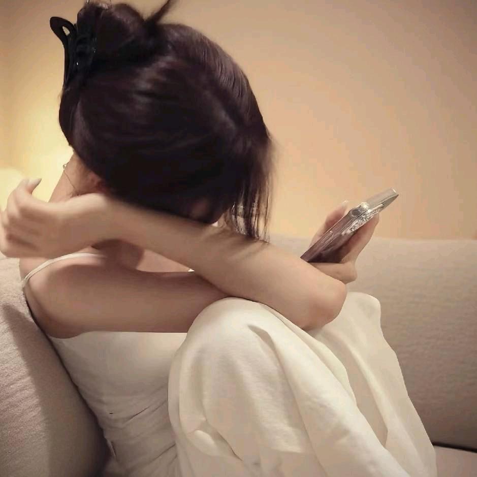 ℒᎭℯ⃝迟遇…