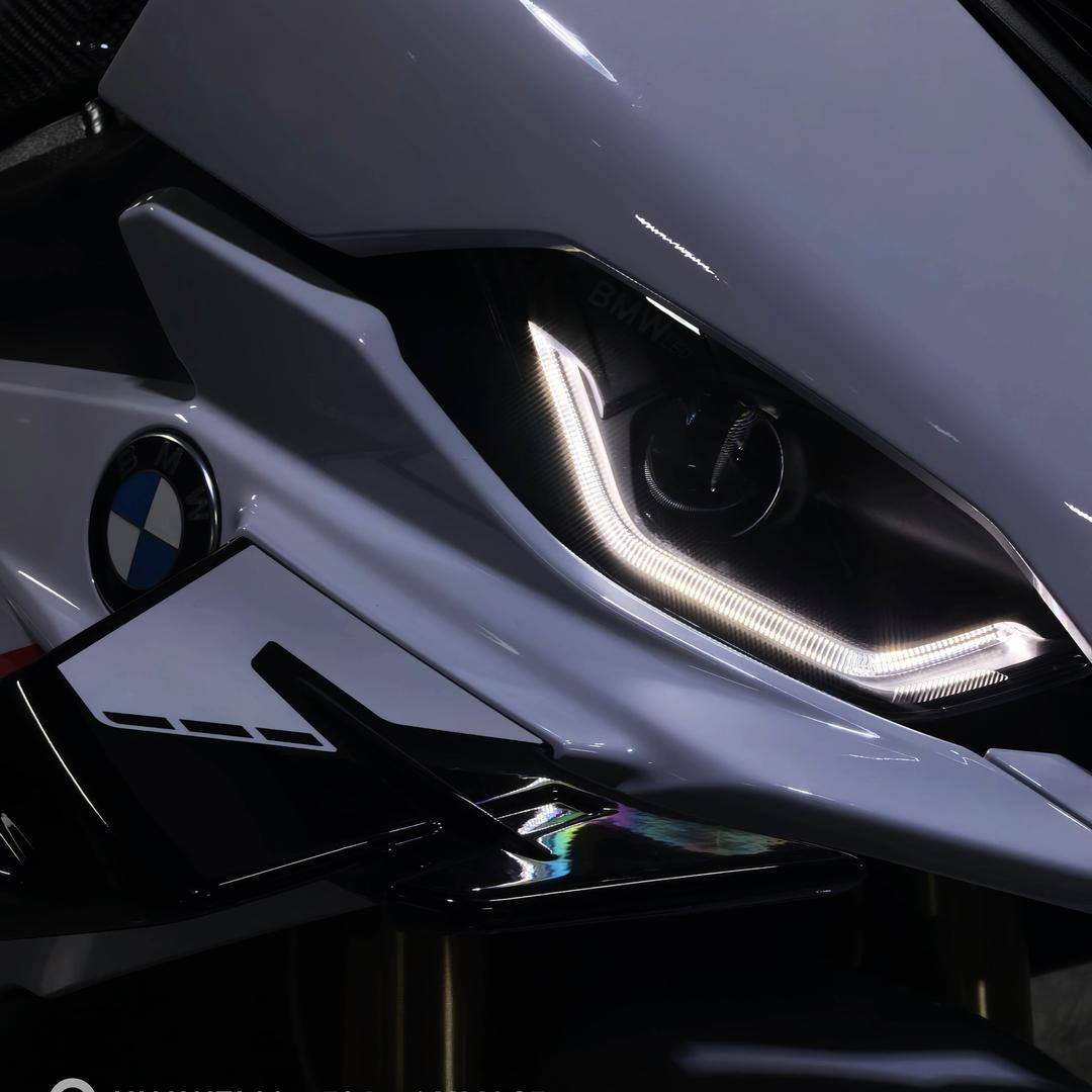 （·无事小神仙·）