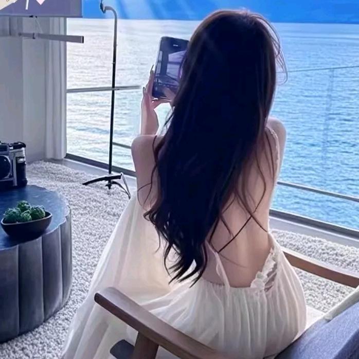 是浅浅吖