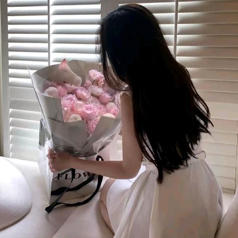 小秦吖💕🎊。