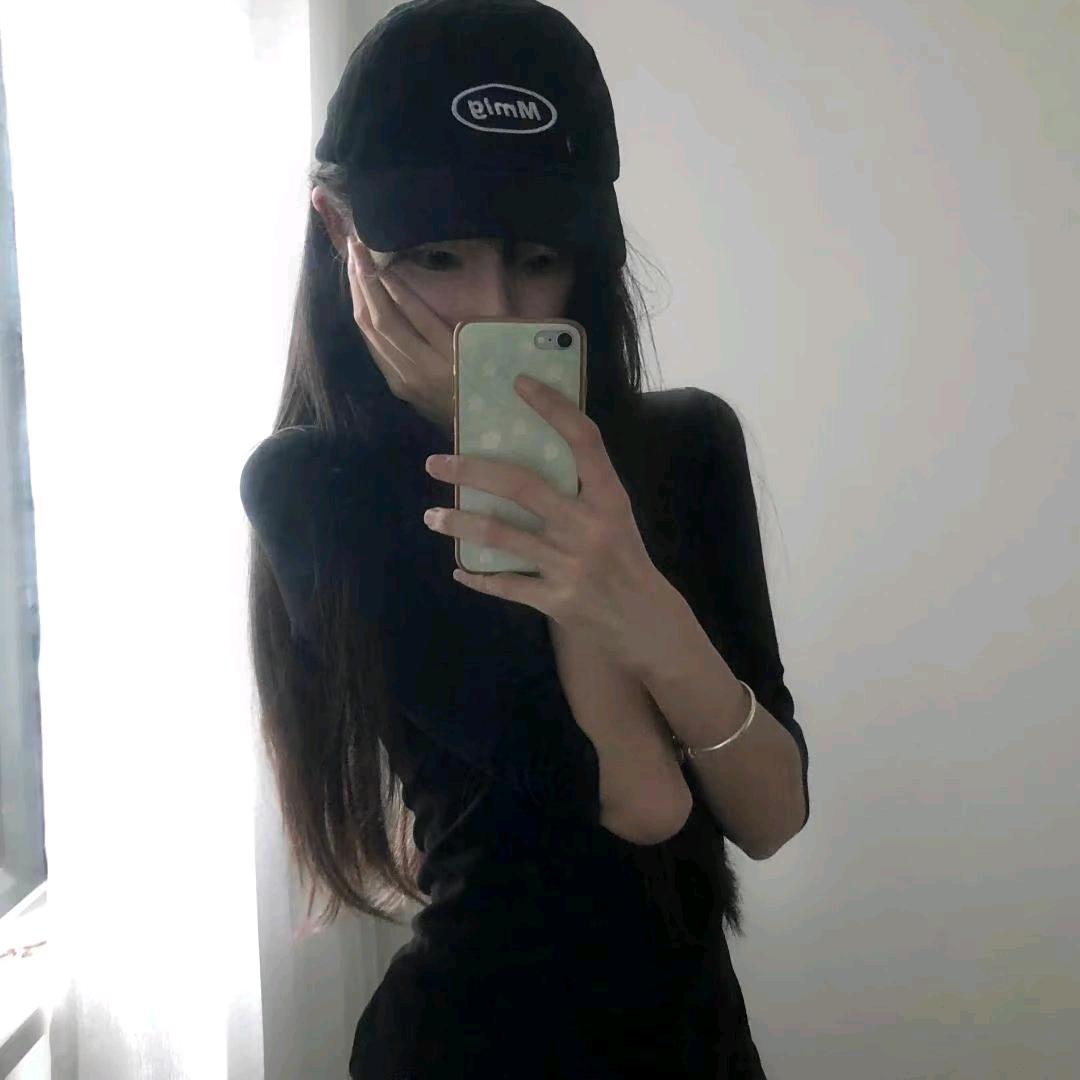 呆呆亦^