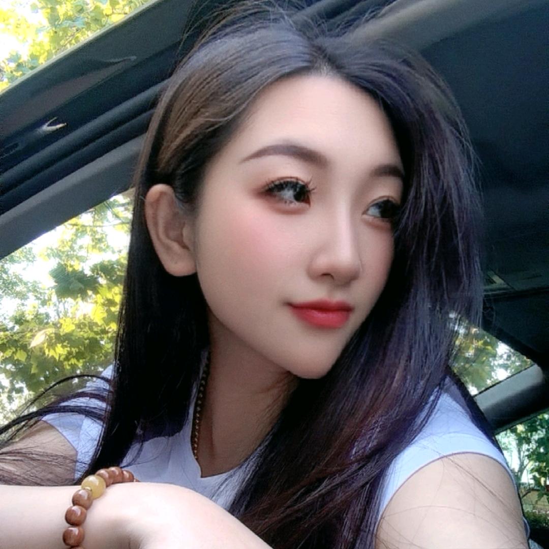 Queen 👑 茹