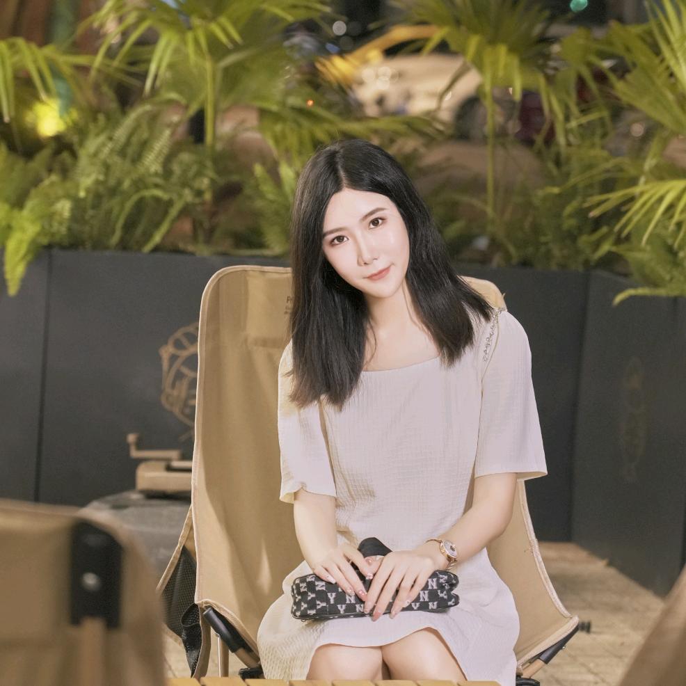 小鱼儿与花无然