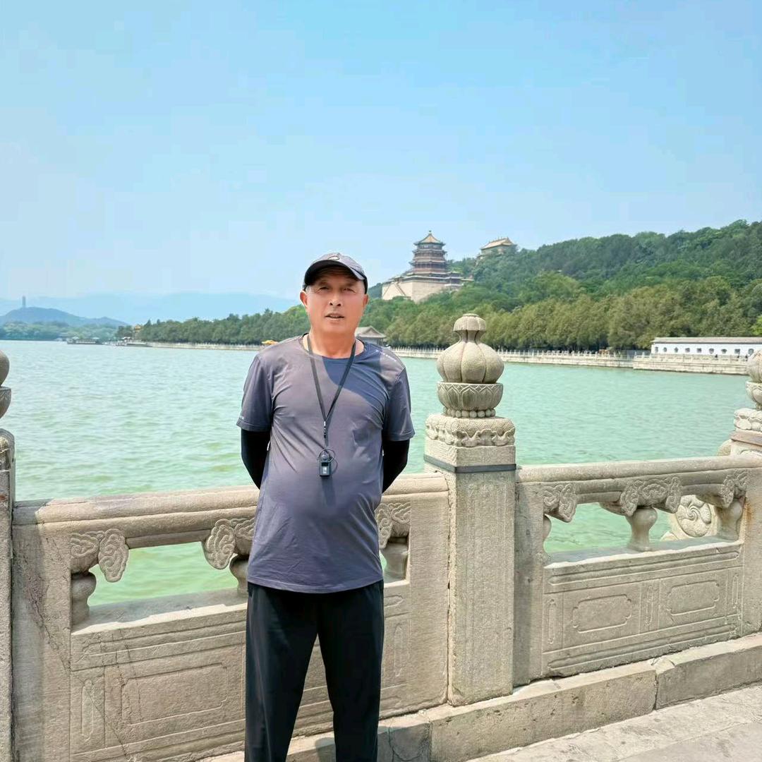 莫生气_248105176