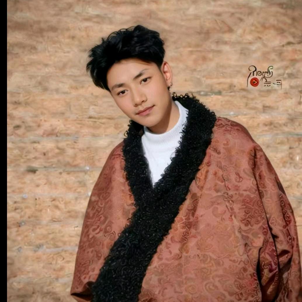 我喜欢爸妈，还有我的身边的人😘