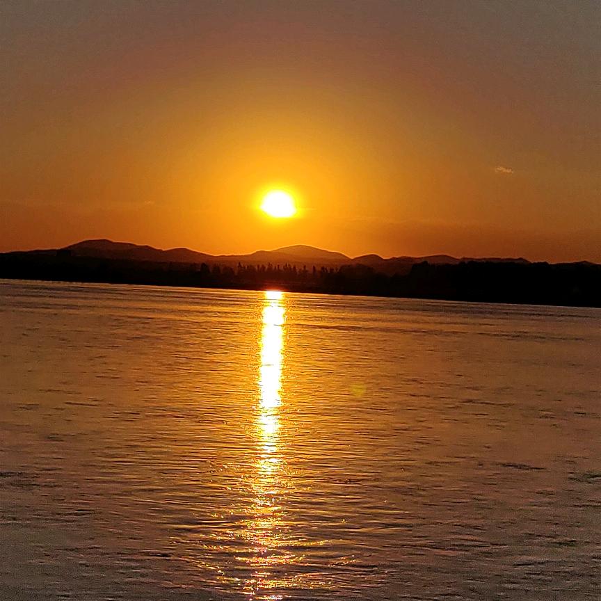 听风，观雨，看世界！⁷¹⁷