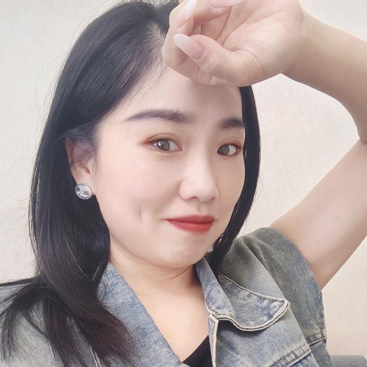 可爱芳美甲美睫