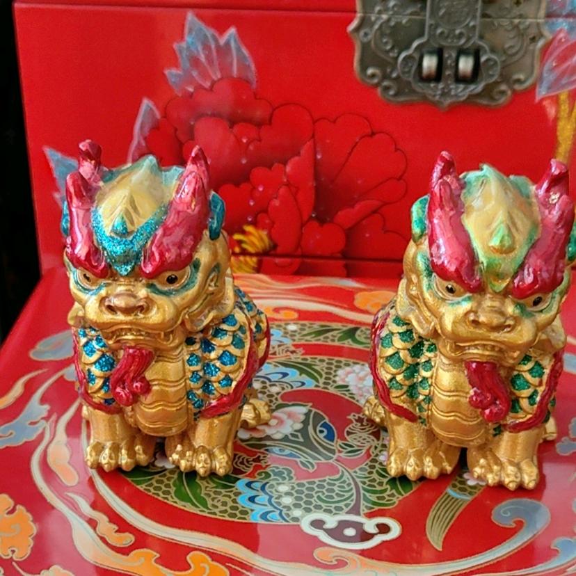 七一张嘴啃一切