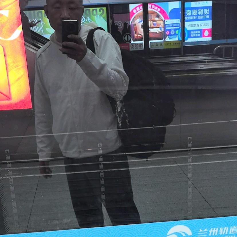 局外人，