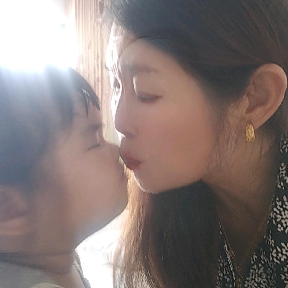 凤姐😘