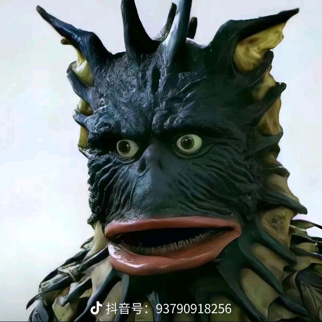 活着不玩不如玩🦁
