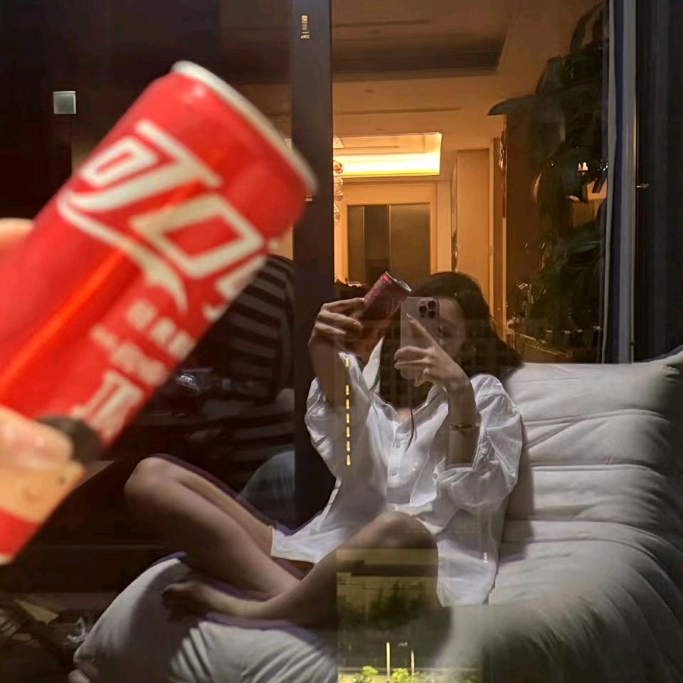晚睡的菇凉