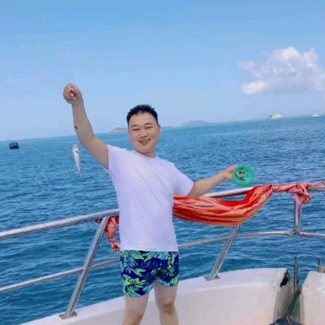 爱钓鱼的火夫