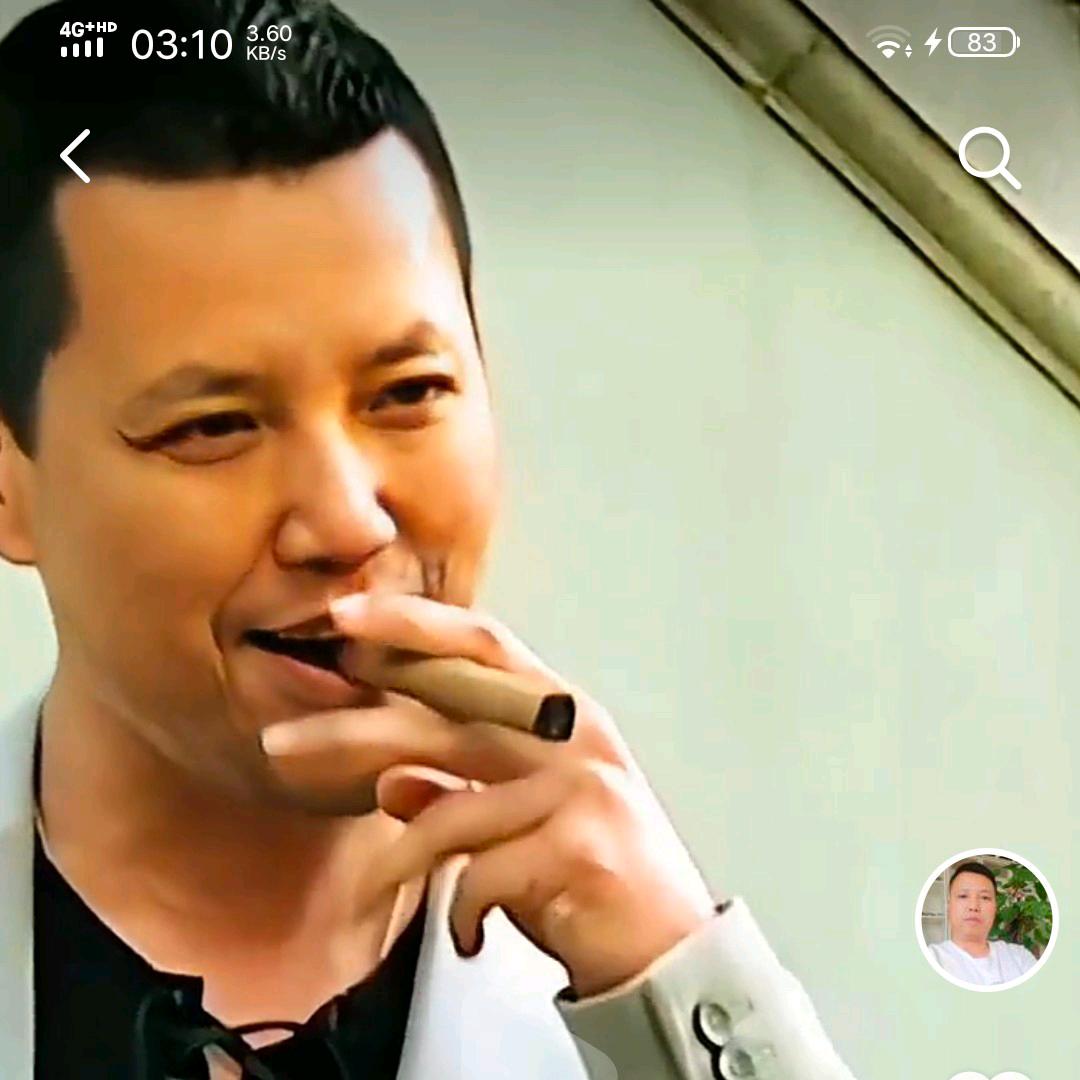 大鹏展翅