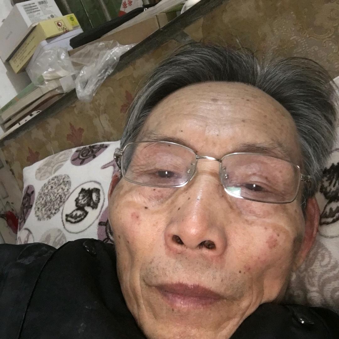 罗兴华