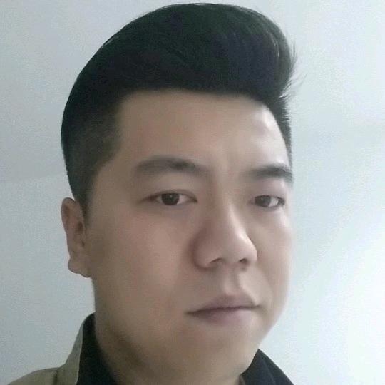 热心有退休金的王大爷