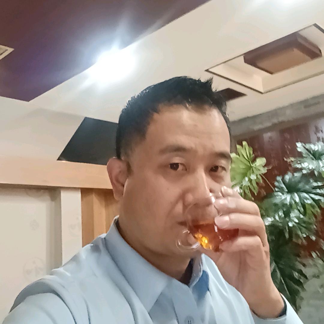 隆腾