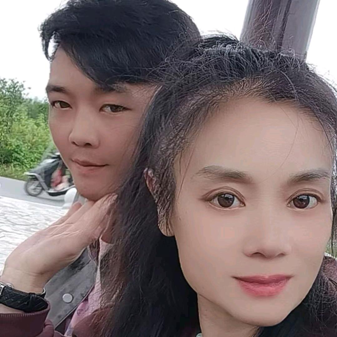 我的女人我来宠【专业外墙仿石漆装修】