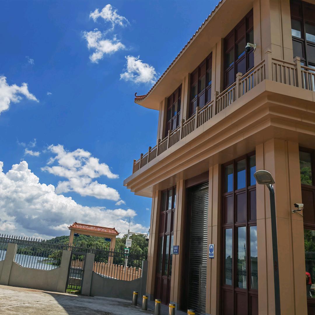 贵阳报名咨询尹老师