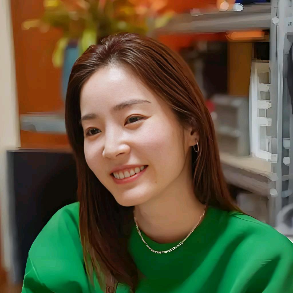 爱吃零食的小果