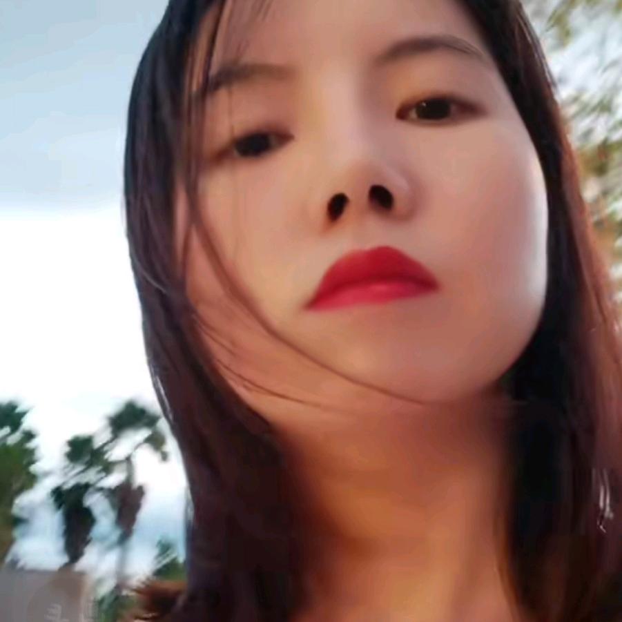 孤山起雾
