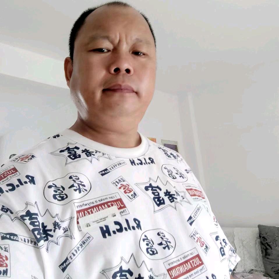 ，，一见你就笑
